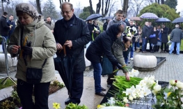Vijenci i počast Zoranu Đinđiću