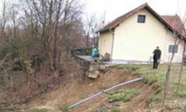 Zbog klizišta iseljeno pet porodica u Brčkom