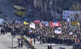 Prosvetari ministra Verbića polili vodom
