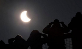 Prošlo pomračenje, Sunce se ponovo rađa