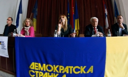 Pajtić najavio veliki miting demokrata          