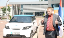Prethodna uprava na udaru policije