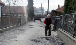 Kad neće gradska vlast, hoće djed Svetozar