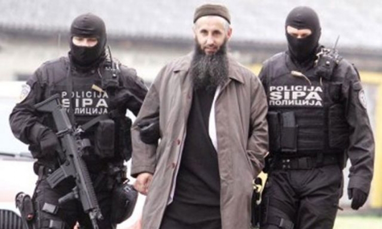 Bosnić ostaje iza brave