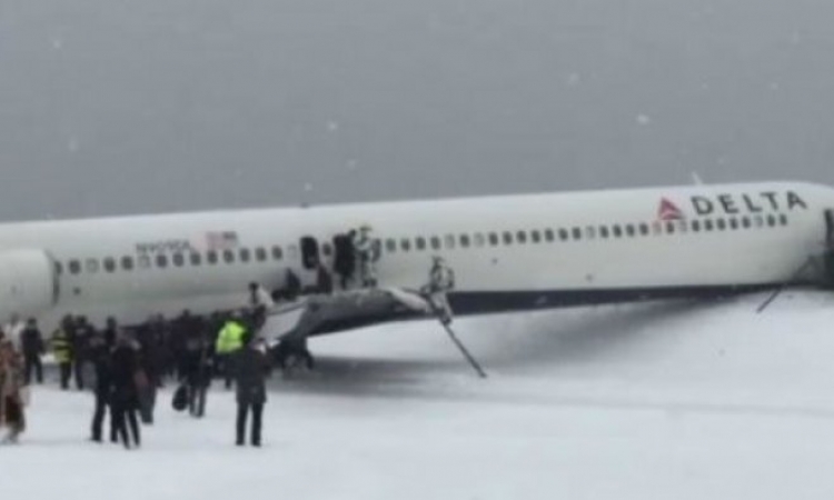 Avion skliznuo s piste