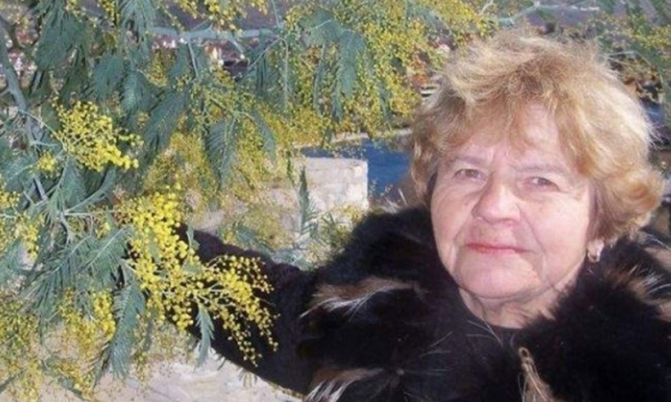 Žuta ljepotica plijeni mirisom i raskošem