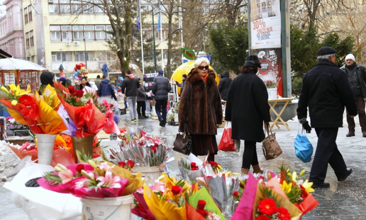 Ulice Sarajeva i Zenice ispunjene cvijećem