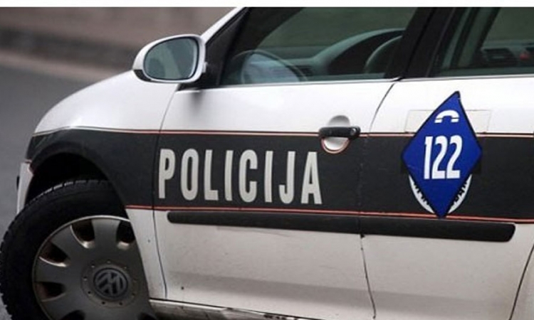 Pet lica povrijeđeno u saobraćajnoj nezgodi