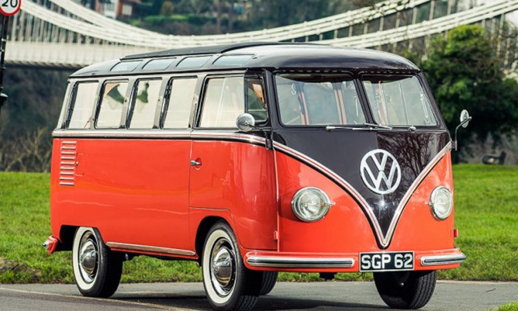 Volkswagen Typ 2  puni 65 godina