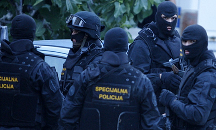 Uhapšeno 10 policajaca u Hrvatskoj