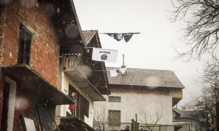 U Gornjoj Maoči se opet vijore zastave Islamske države
