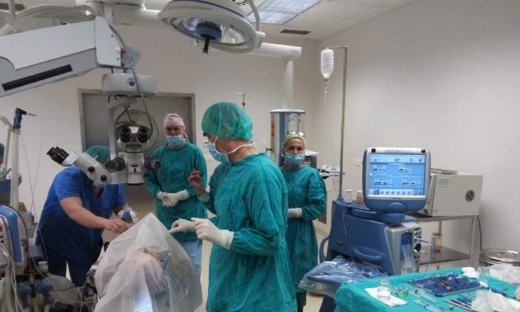 Počela primjena najsavremenije metode operacije katarakte
