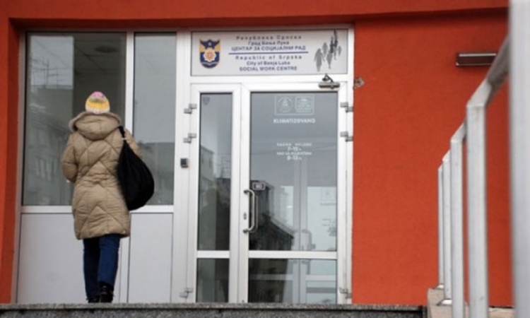 Odbornici lome koplja na izboru direktora