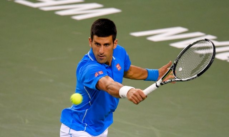 Novak u dva seta do četvrtog kola