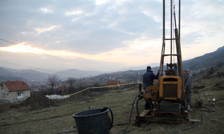 Pronašli vreće sa eksplozivom