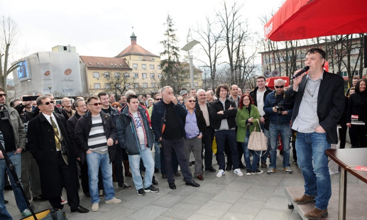 "Fajront u Sarajevu" pod vedrim nebom Banjaluke