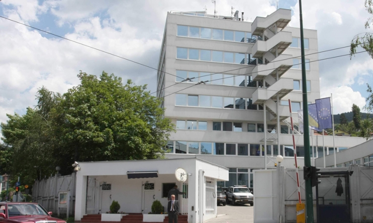 BiH "gasi" OHR čim učvrsti evropski put
