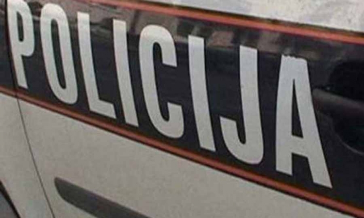 Provalili u džamiju i odnijeli agregat