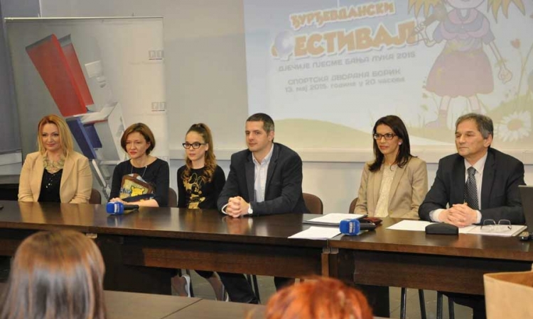 Odabrane kompozicije iz devet zemalja