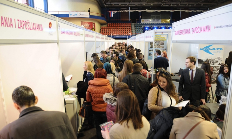 Stampedo nezaposlenih tražio bilo kakav posao