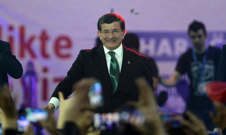 Davutoglu: Umjesto naše djece, zakopajmo oružje za sva vremena