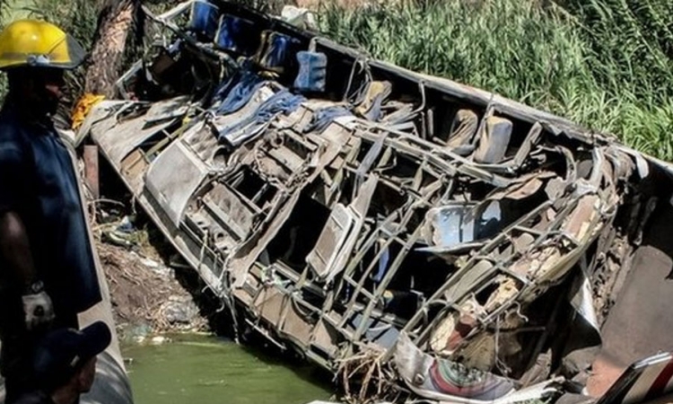 U nesreći autobusa 11 mrtvih, 36 povređenih
