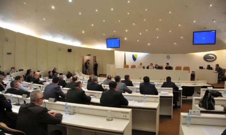 Rasprava o RTV taksi pretvorila se u raspravu o RTV servisima