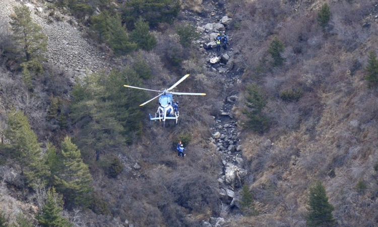 Merkelova, Rahoj i Oland stigli do mjesta pada aviona