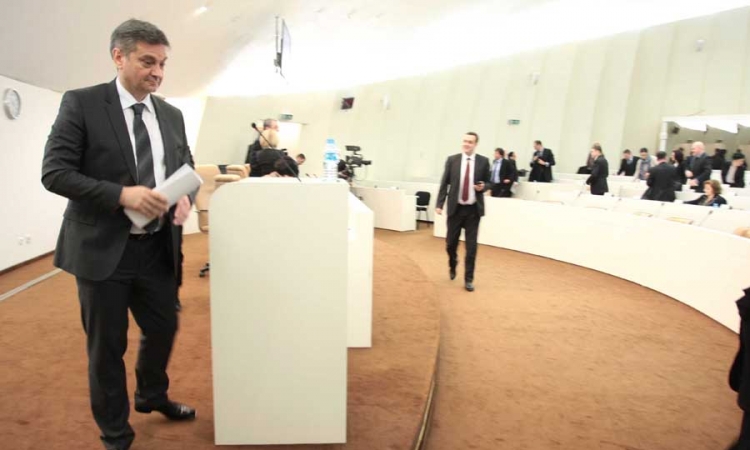 Košarac: Nova većina krši zakon