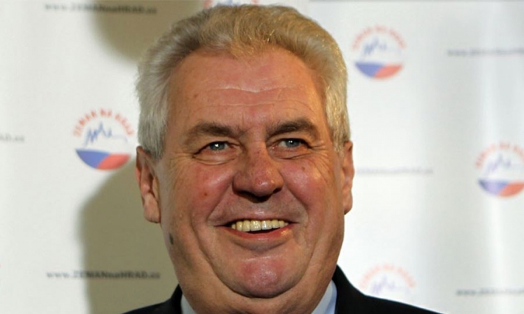 Bez Moskve, Česi bi danas pozdravljali sa "Hajl Hitler"