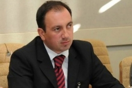Zvizdić i Crnadak čestitali Uskrs