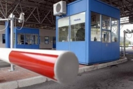 U Velikoj Kladuši čekanje do pola sata