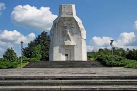 Raspada se simbol pobjede nad fašizmom na Banj brdu