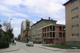 Tinejdžer nakon tuče u životnoj opasnosti