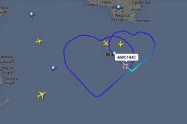 Kontrolori leta mislili da im se priviđa: Avion Air Malte "crtao" srca ...