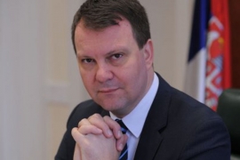 Potukli se članovi DS-a i SNS-a