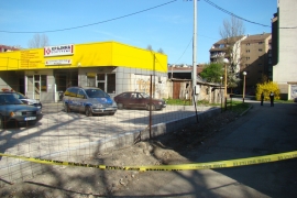 Opel izgorio tokom zavarivanja