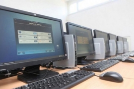 Neophodno informatički opremiti škole