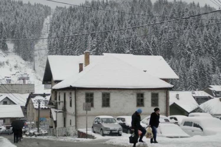 U Novoj Varoši 100 domaćinstava odsječeno od svijeta