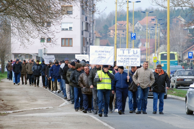 Radnici TTU dobiće po 50 KM pomoći