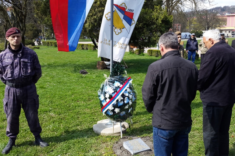 Borci položili kamen - temeljac