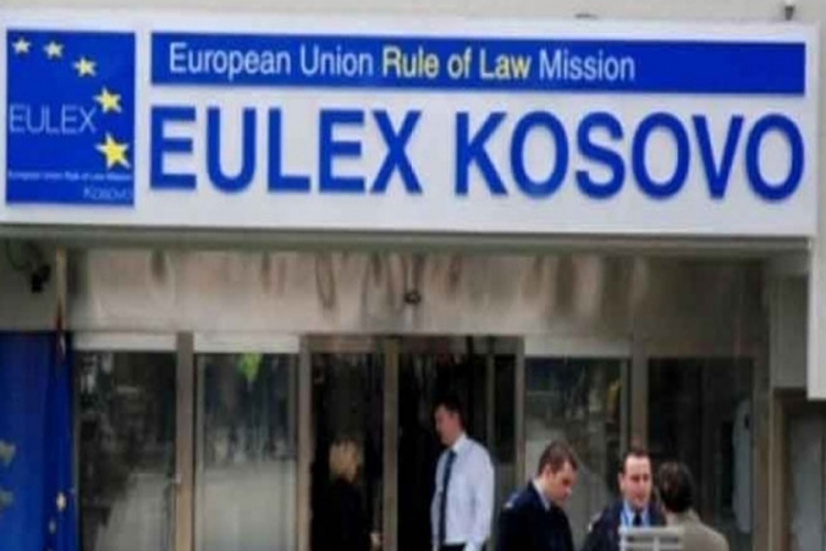 "Noje Cirher cajtung": EU je zakazala na Kosovu