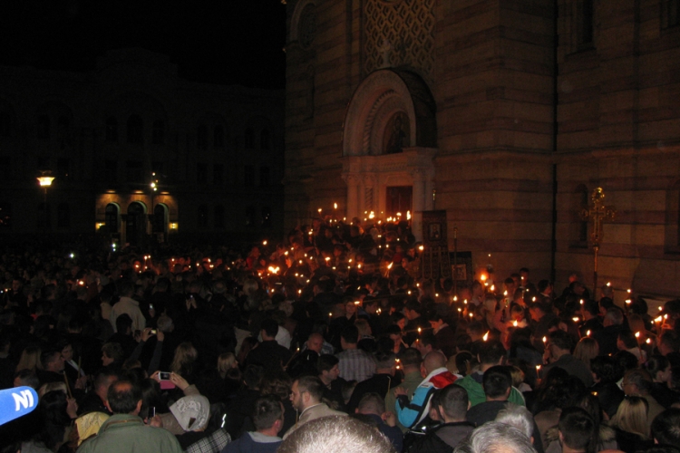 Vjernici proslavljaju Vaskrs