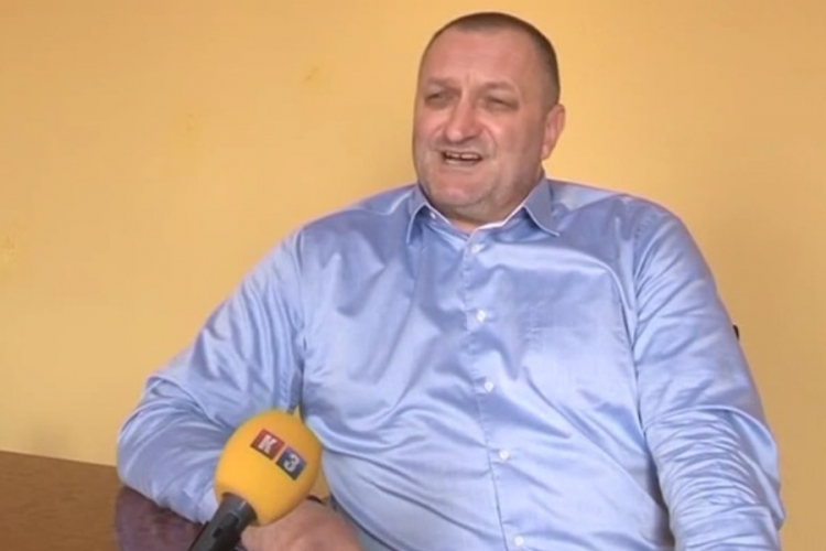 Načelnik opštine Prnjavor prijetio odborniku?