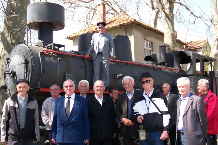 Bivše željezničare posvađao 15. april