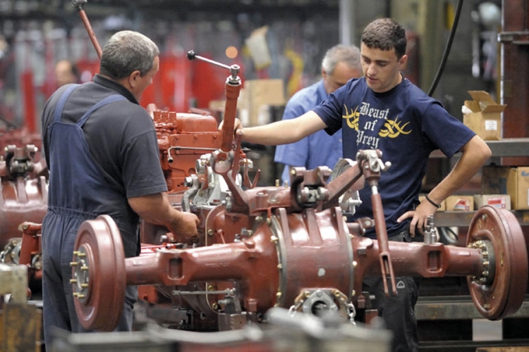 Auto-industrije Srbije  i RS jačaju saradnju