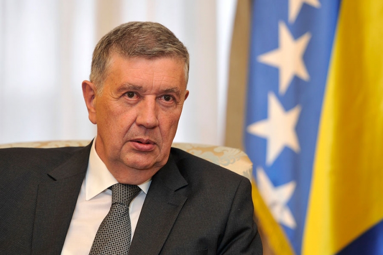 Radmanović: Niko neće da bude Dodiku protivkandidat