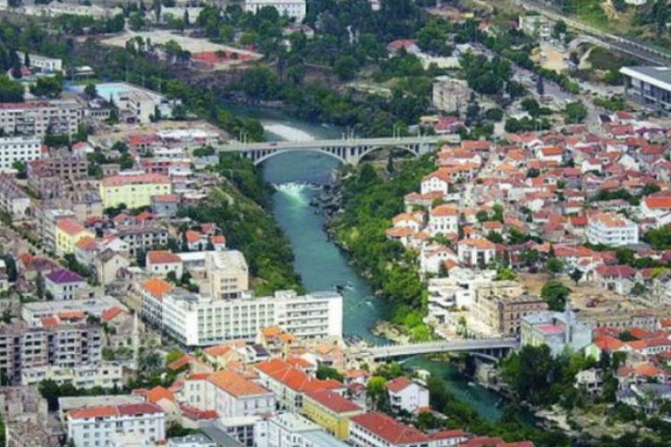 Danas i stranački sabori HDZ-a BiH i SBB-a