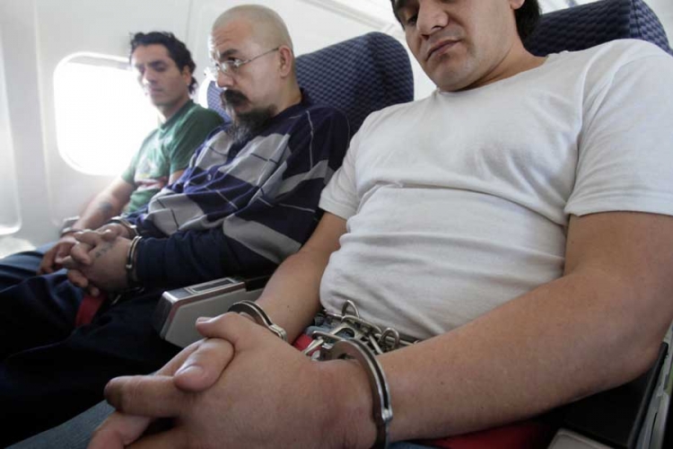 Troše desetine miliona na deportovanje ilegalaca