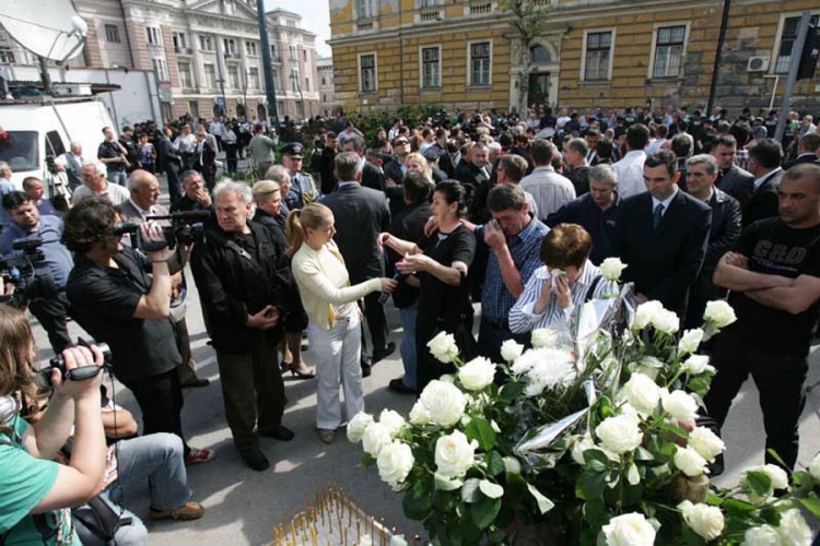 Dunjić: Dostojanstveno obilježiti stradanje pripadnika JNA